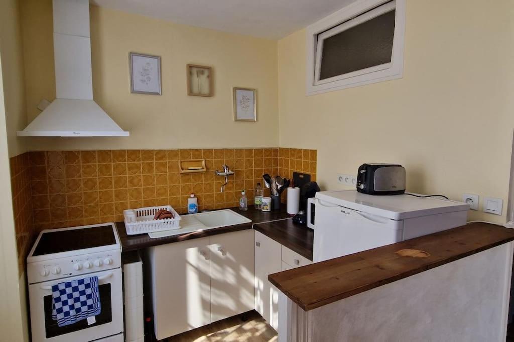 Appartement Dans Maison De Ville - 4 Personnes Oloron-Sainte-Marie Ngoại thất bức ảnh